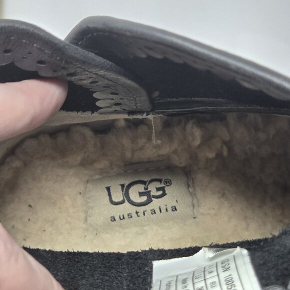 Uggs Womens 7 Ankle Boots Booties Black Leather Stacked Heel Pull Ons Darling - Picture 9 of 10